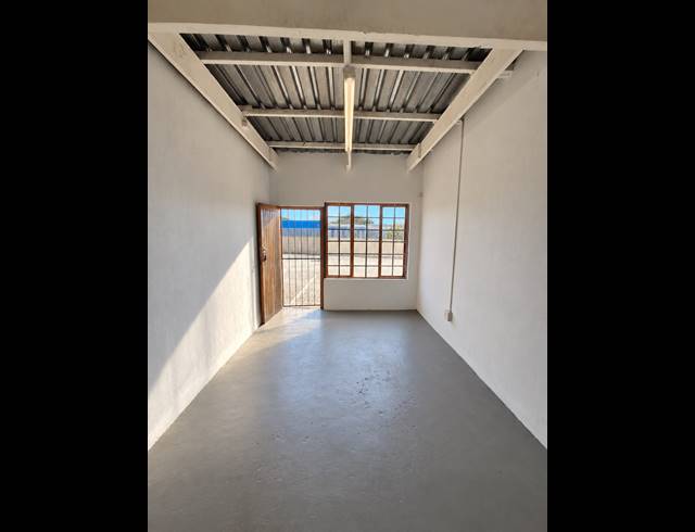 40M² WORKSHOP TO LET IN GONUBIE